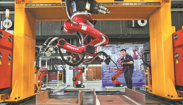 中國日報網(wǎng)——Experts call for more efforts in robotics